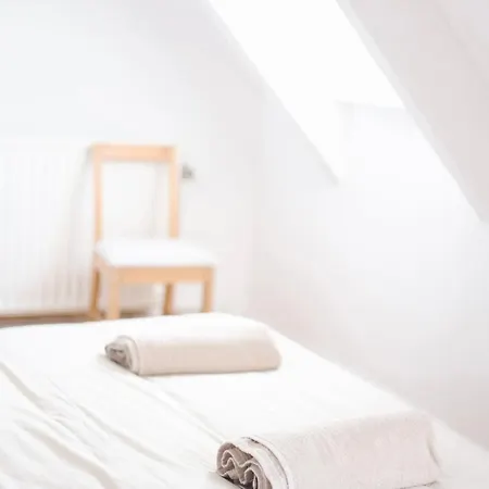 La Des Crenees * Heron